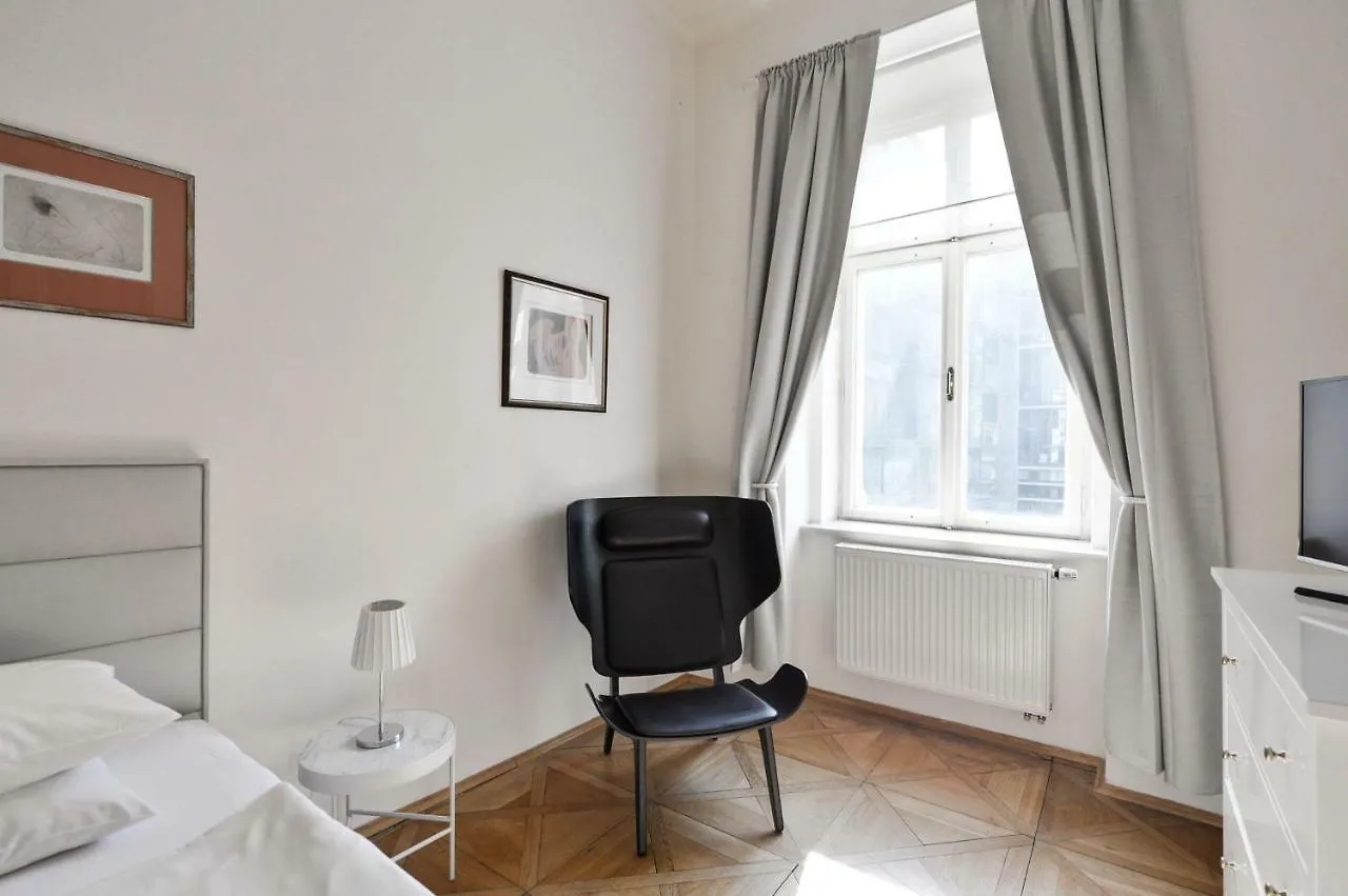 Kafka'S Head Apartment براغ 0*,  جمهورية التشيك
